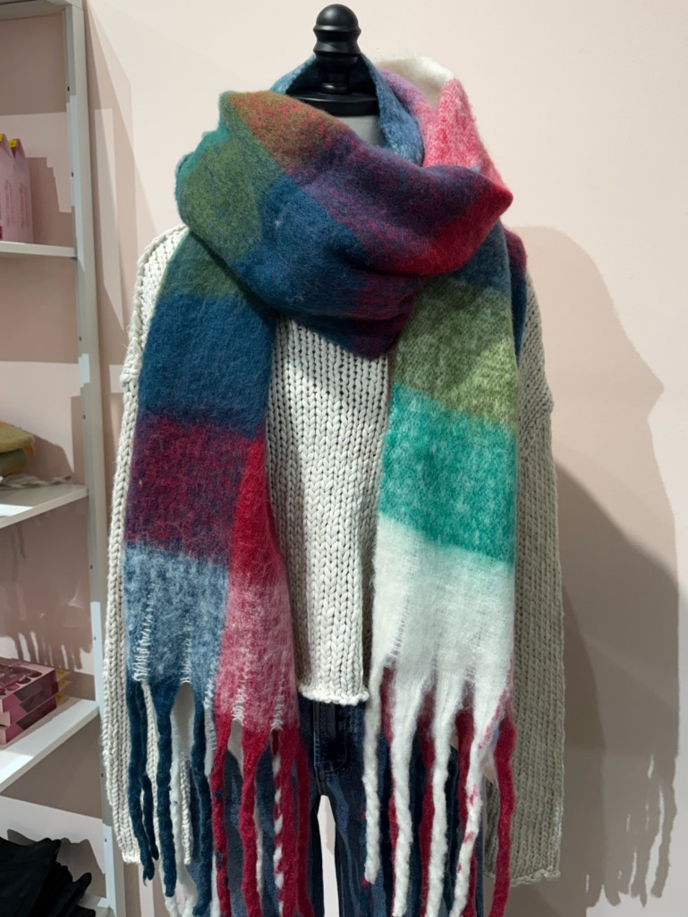 NWT Park and Buzz Layer Up Cozy Plaid Blanket Scarf